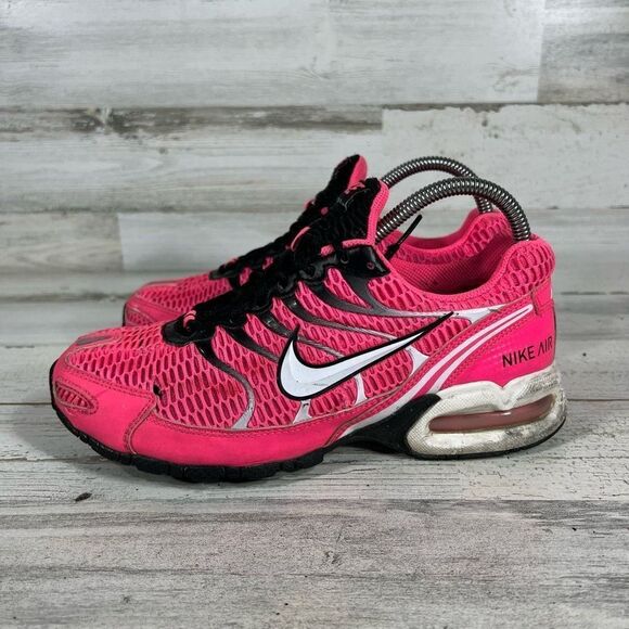 Nike Womens Air Max Torch 4 Low Top‎ Running Shoes Sneakers Pink Black Size 7.5 - Picture 2 of 8